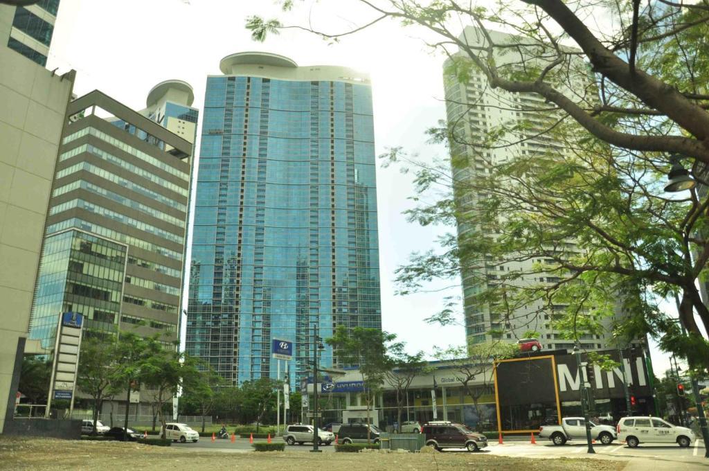 เดอะ ฟอร์ต บัดเจ็ตโฮเต็ล โบนิฟาเซียว โกลบอลซิตี้ Hotel Makati City ภายนอก รูปภาพ