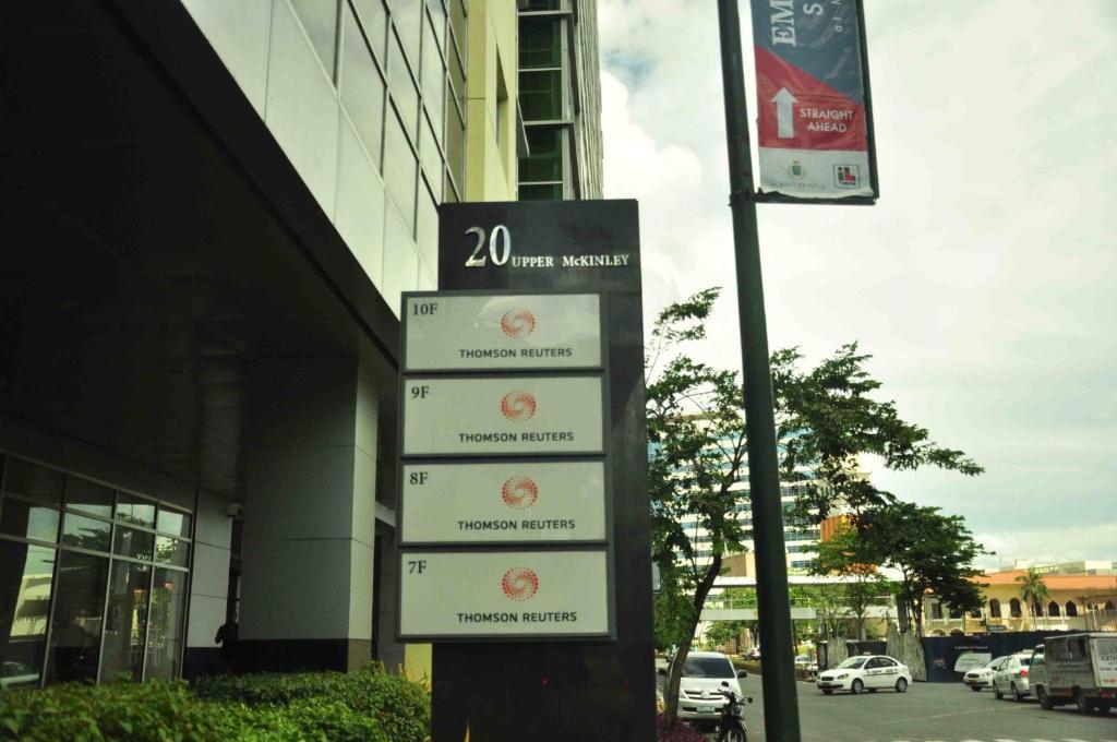 เดอะ ฟอร์ต บัดเจ็ตโฮเต็ล โบนิฟาเซียว โกลบอลซิตี้ Hotel Makati City ภายนอก รูปภาพ